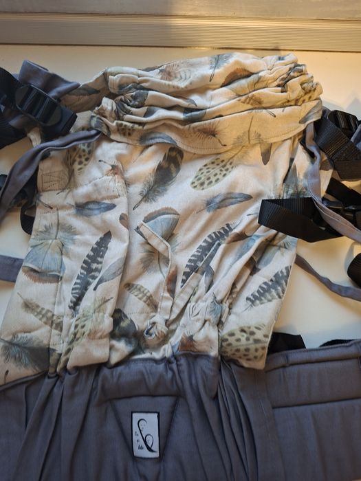 Bebe monitor si camera audio-video  si marsupiu  ergonomic.