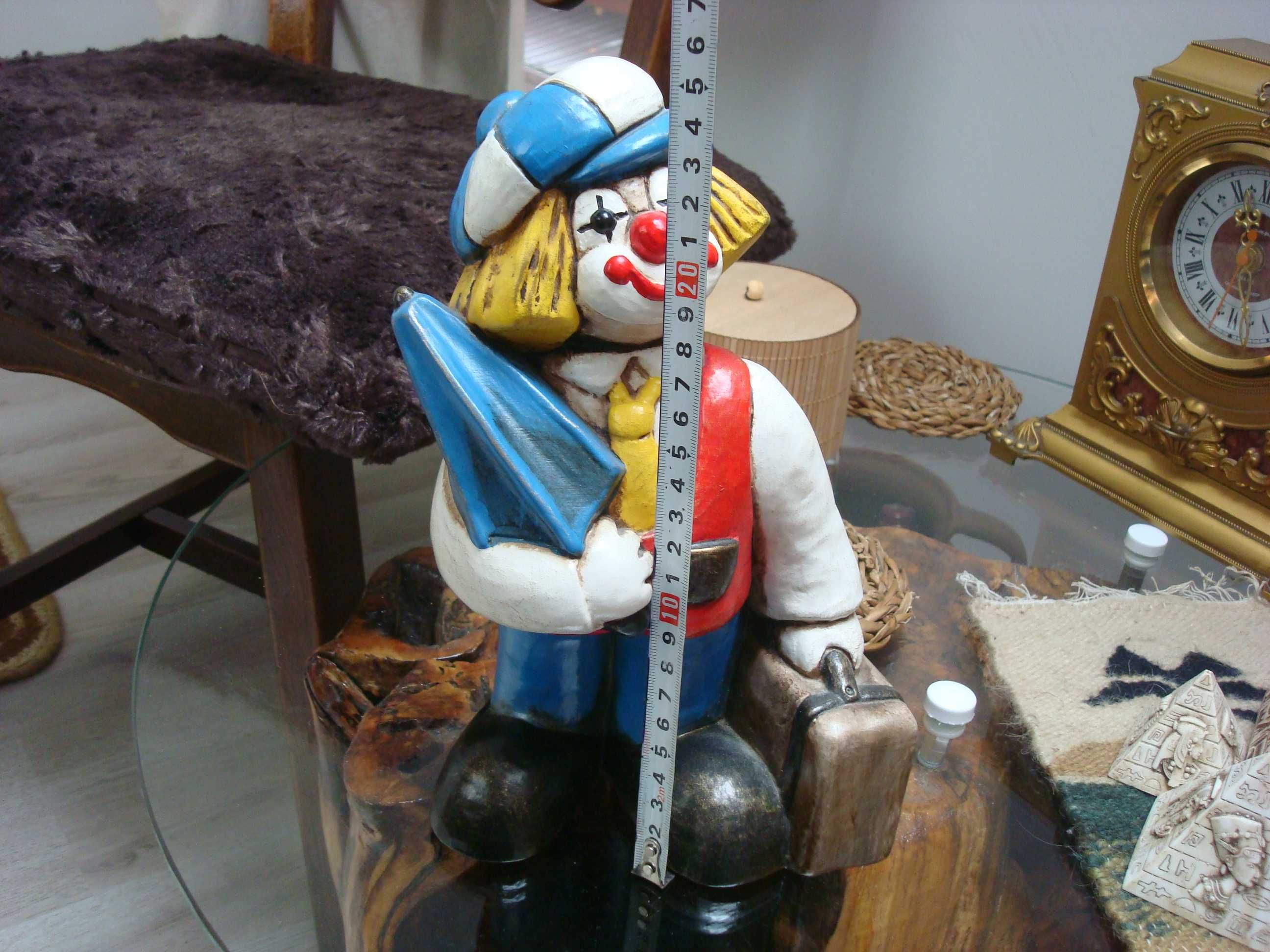 clown,clovn din ceramica original Thun