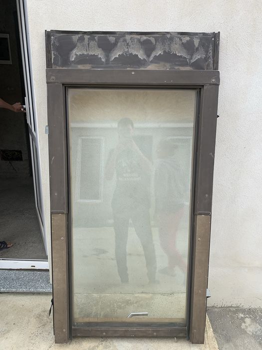 Vand 5 bucati de geamuri de mansarda