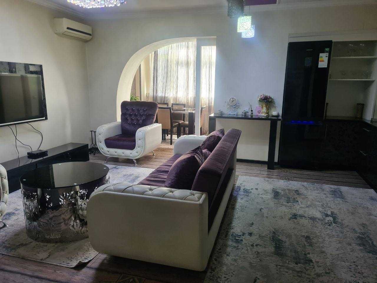 Сдаётся 2х3/3/4, ориентир Гранд мир отель. ID: 44804