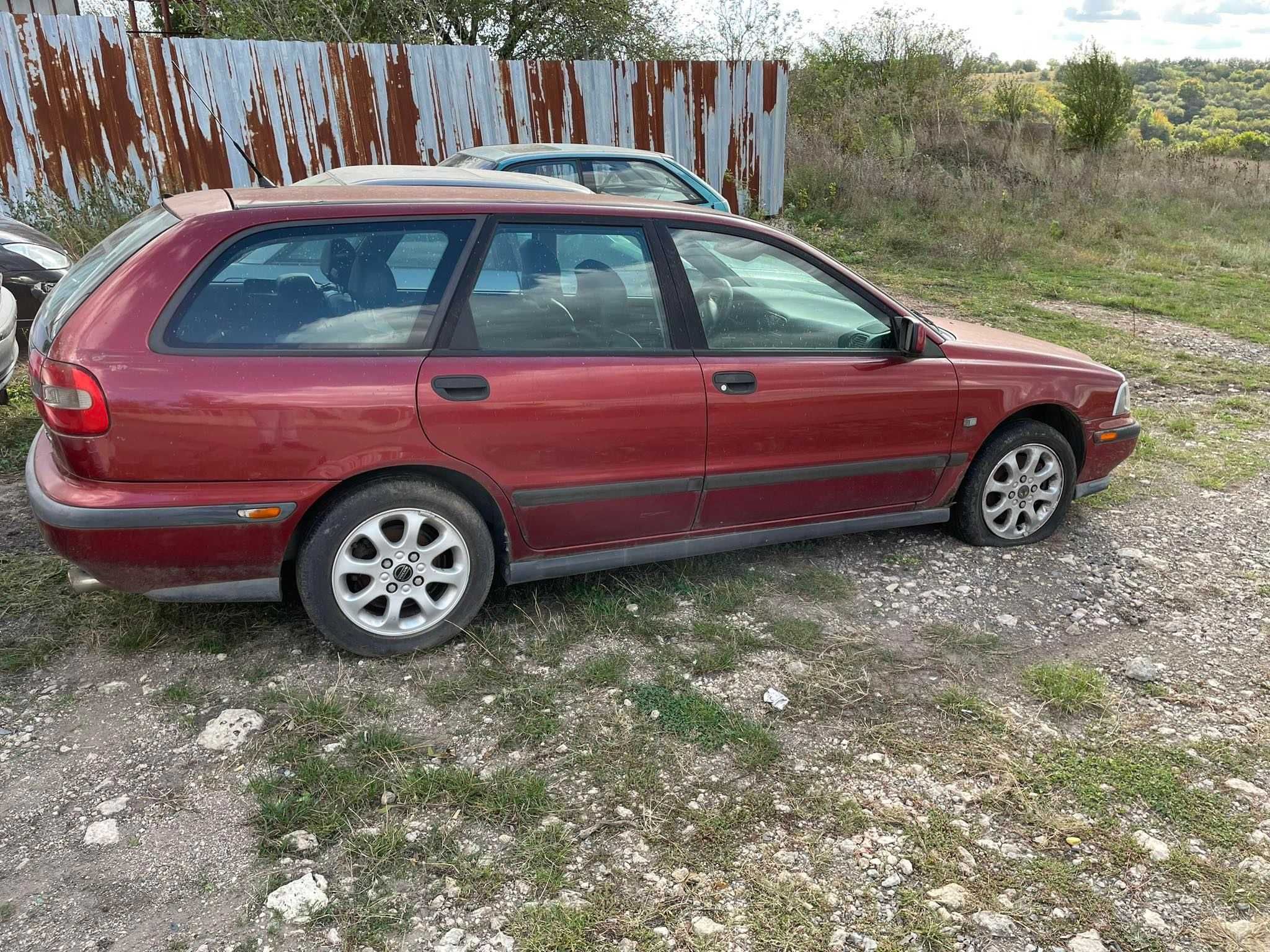 volvo v40 1.8 facelift кожа на части волво в40