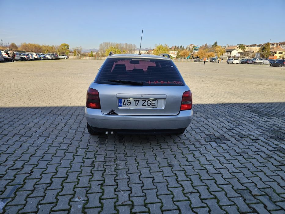 Vând Audi A4 B5 .
