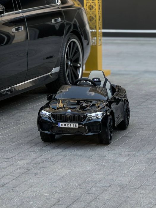 BMW m5 bolalar elektromobili