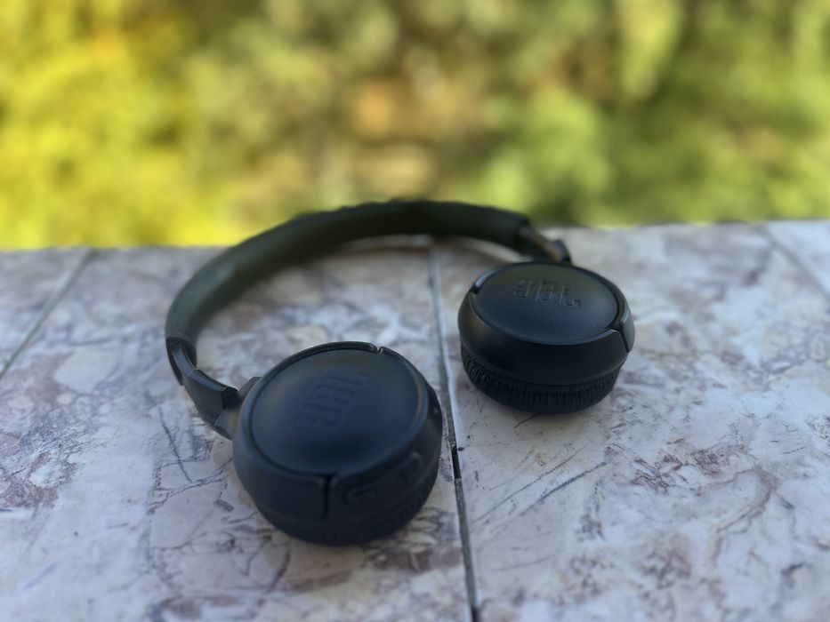 căști jbl tune 520
