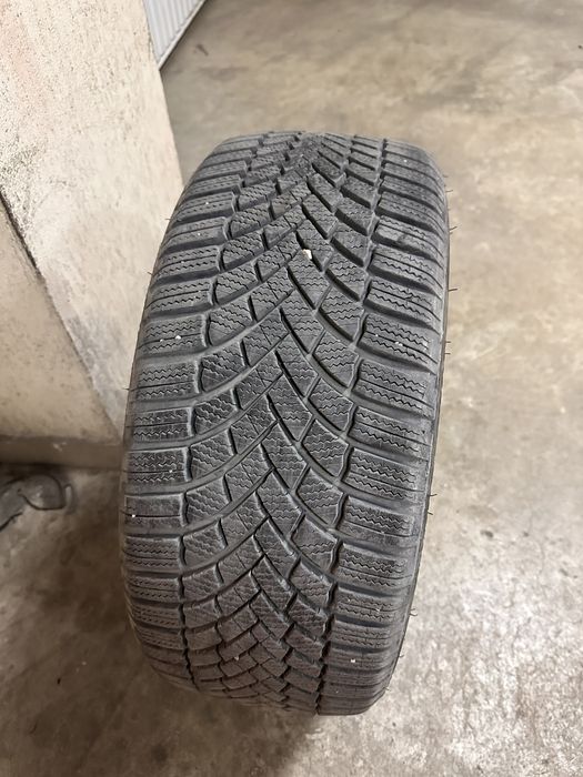 Зимни гуми BRIDGESTONE BLIZZAK 225/45 R17