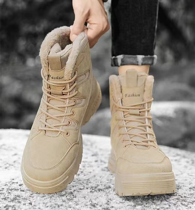 Высокие зимние ботинки