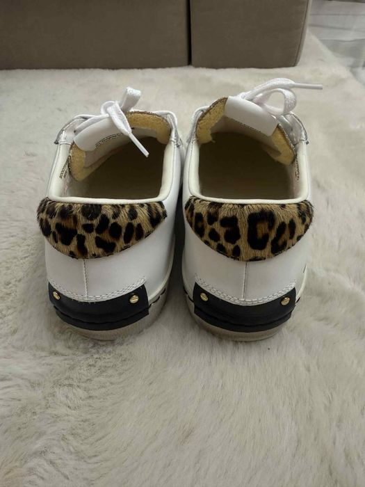 Adidasi Crime London