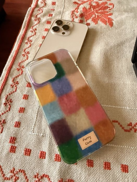 Продавам IPHONE 13 pro