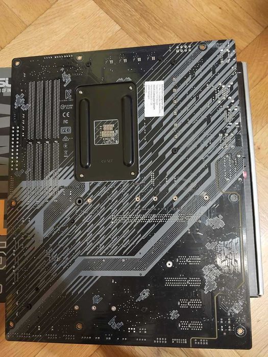 AMD Ryzen 5 5600 + Asus TUF B550 Plus