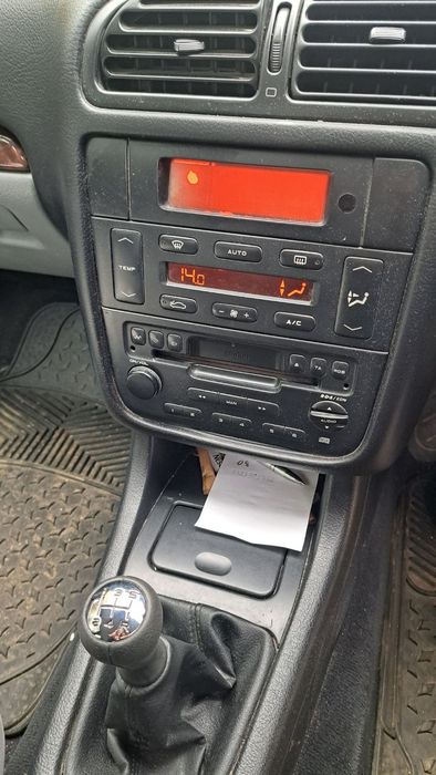 Продавам Peugeot 406 2000 кубика 90 коня