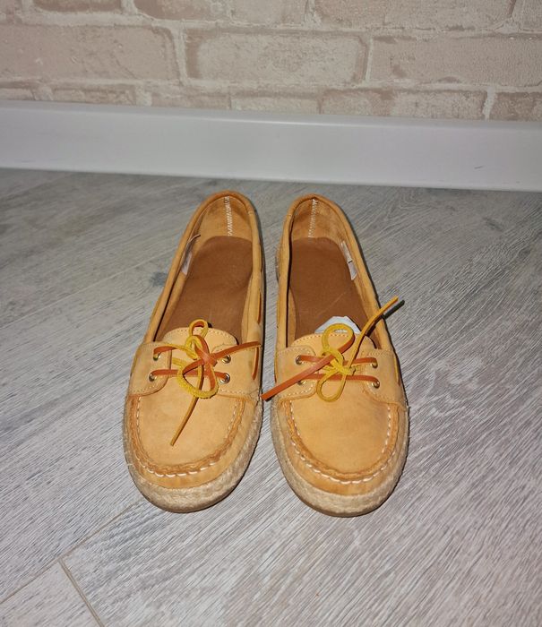 Мокасины женские в отличном состоянии!