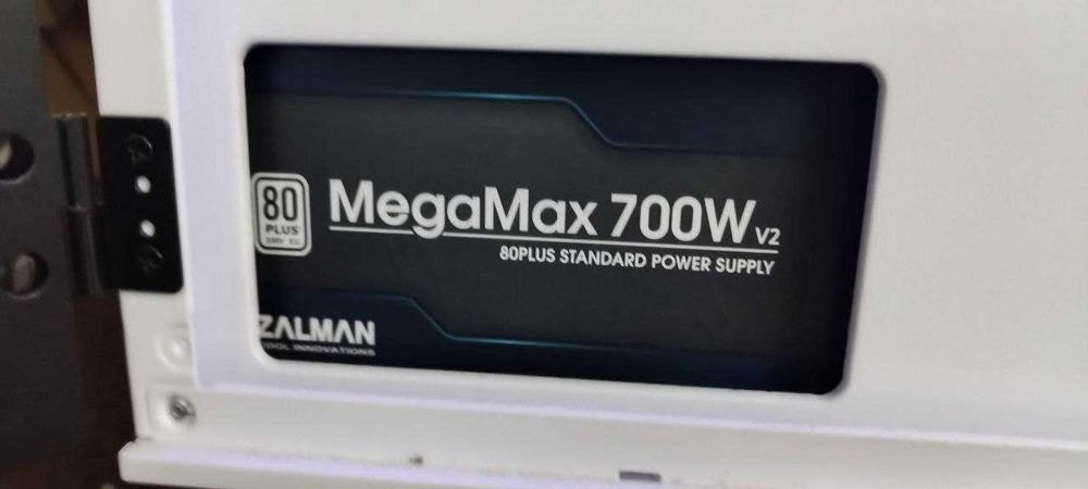 Продаю мощный ПК, идеально подходящий для игр и монтажных работ!