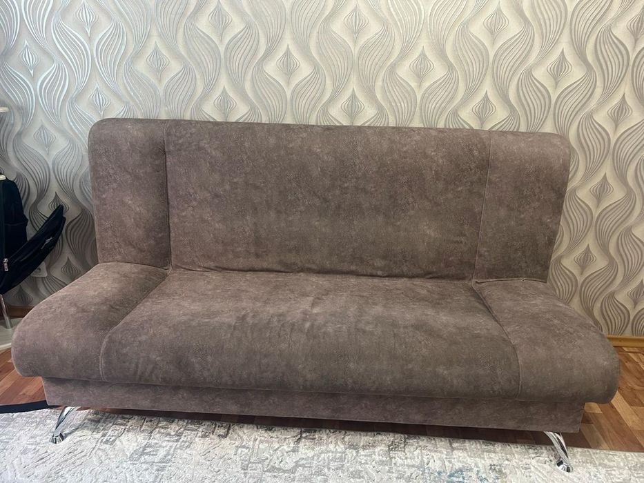 Продам диван книжку