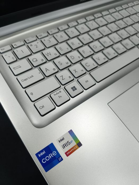 Ноутбук Noutbuk Asus vivobook 17 Core i7 Новый Bepul yetkazish bilan