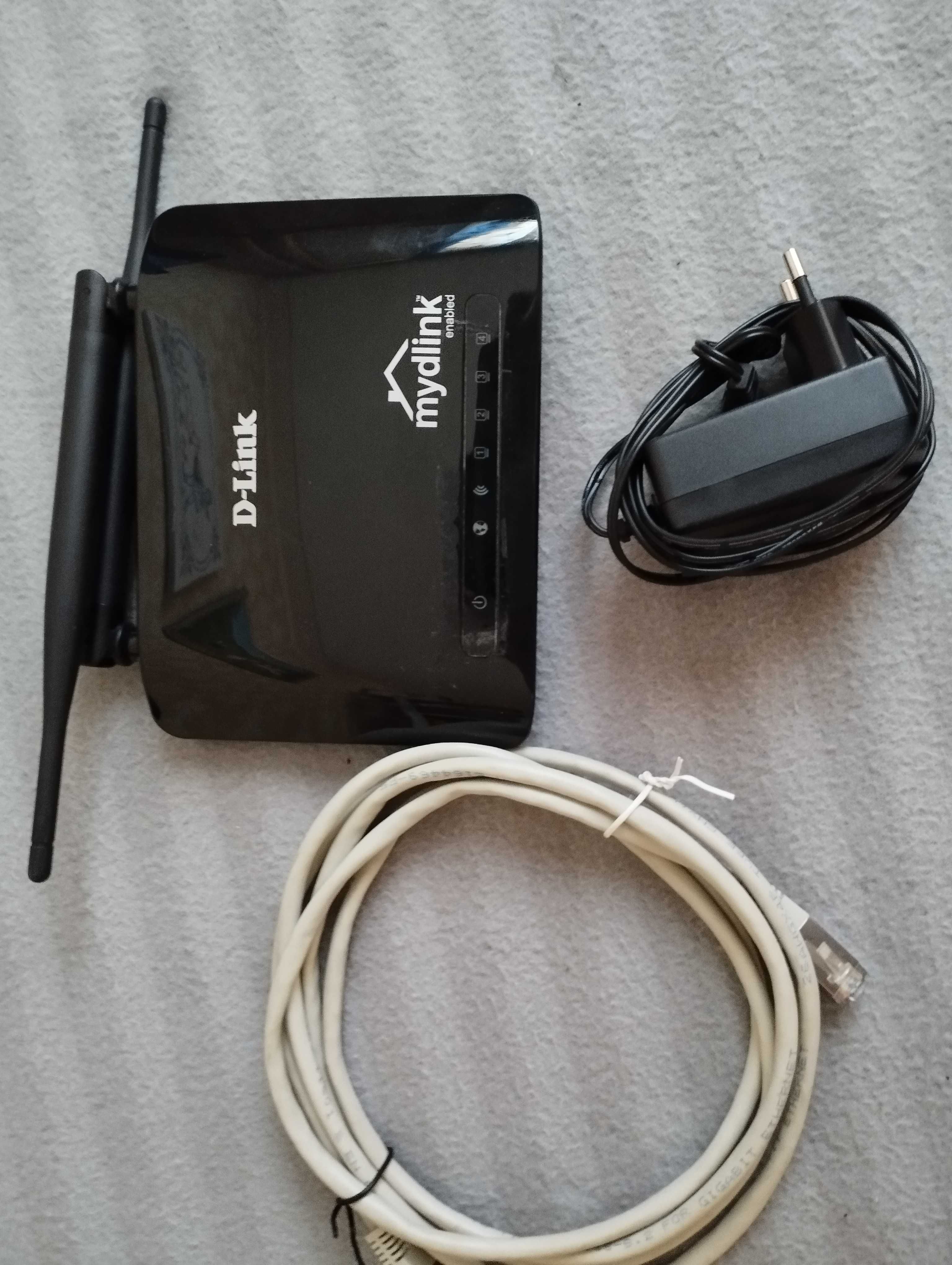 15лв D-Link с две антени Wireless N 300 Home облачен рутер DIR-605L