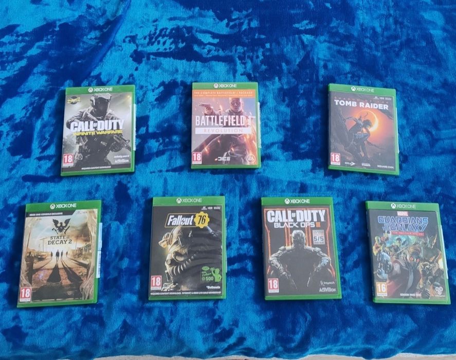 Vând jocuri Xbox One