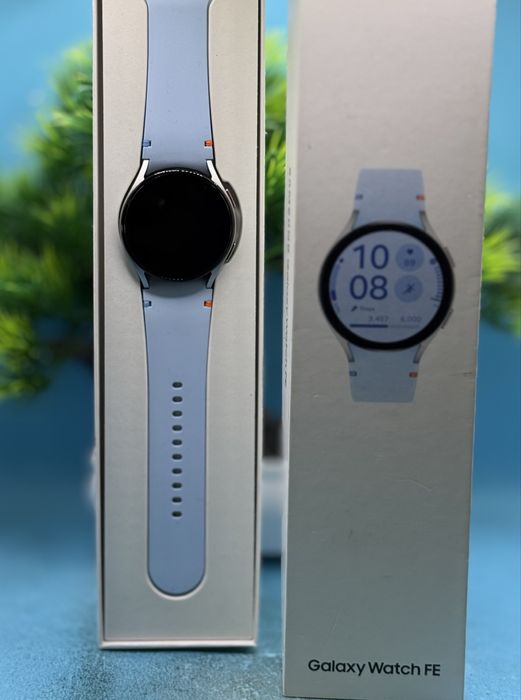 НОВ!!! Смарт часовник Samsung Galaxy Watch FE, 40 мм, BT, Silver