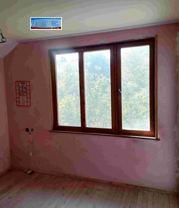 Продава къща  с. Филиповци 120 м²