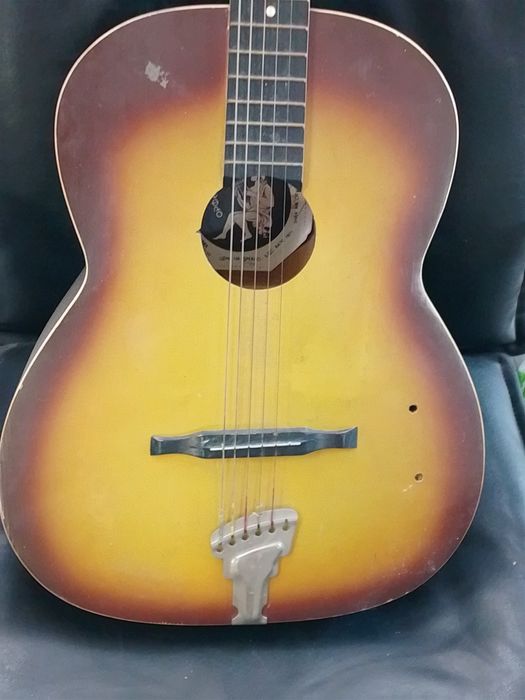 Българска китара Орфей Пловдив