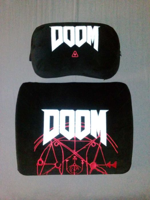 Оригинални възглавници за стол Noblechairs Hero DOOM Edition