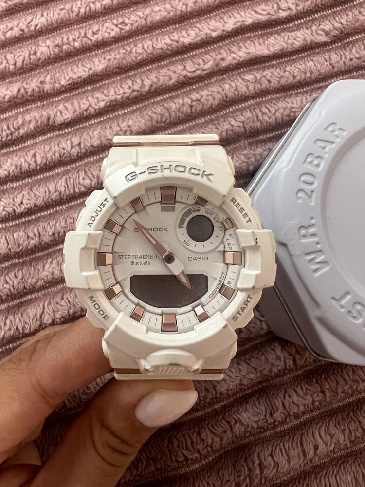 Дамски часовник Casio G-Shock
