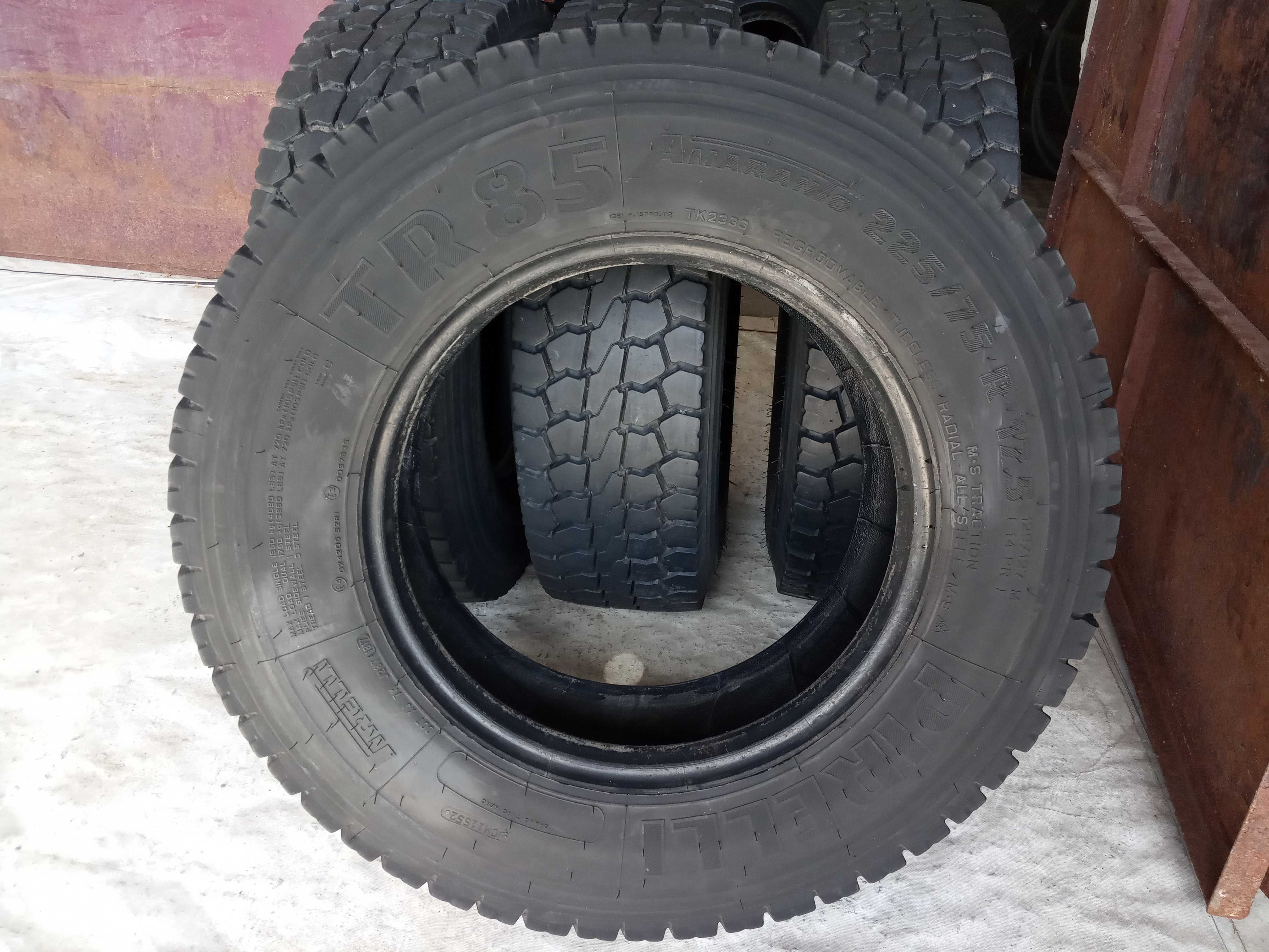 4 тежкотоварни гуми 225/75R17.5 Pirelli Amaranto TR85 129/127M M+S