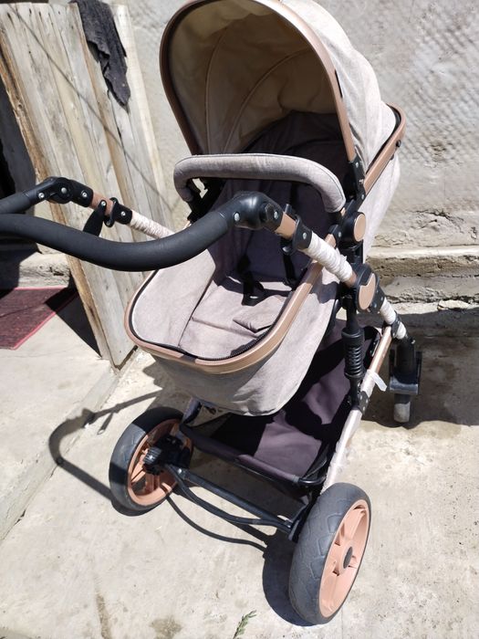 Продам детскую коляску