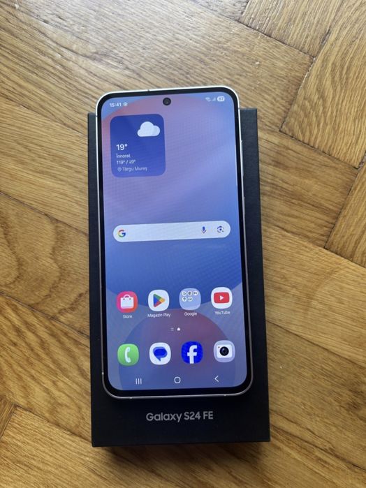 Vand sau schimb S24 FE impecabil la cutie