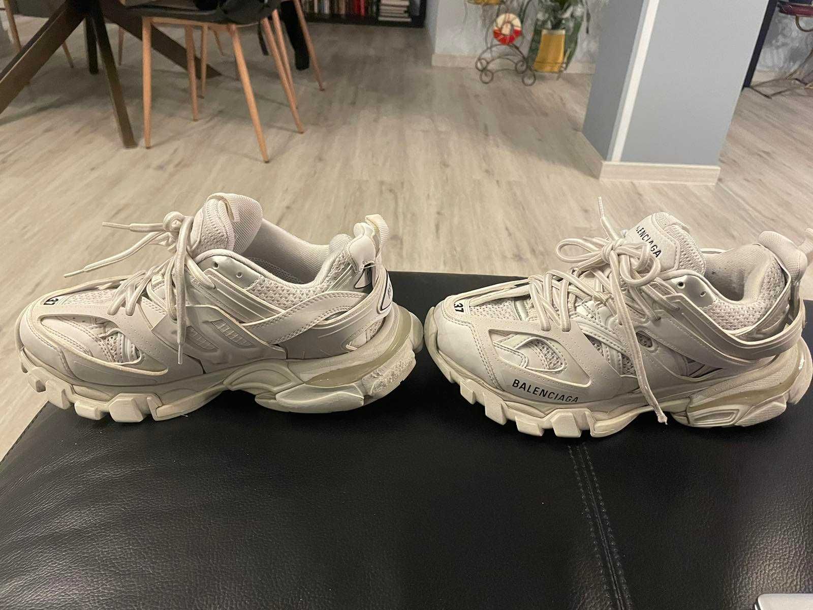 Balenciaga Track N: 37 бели