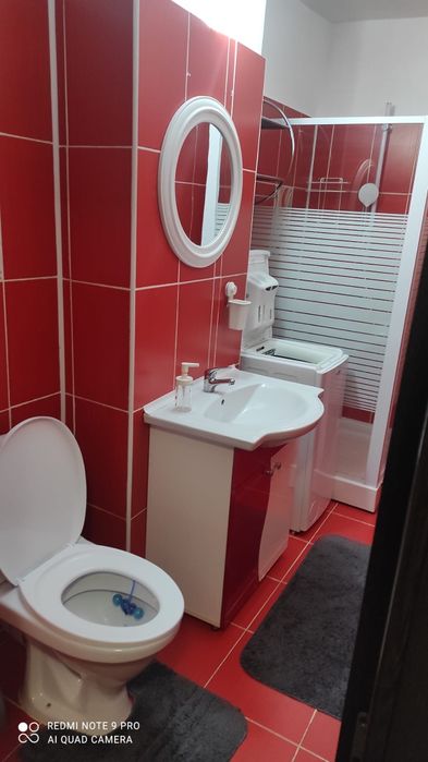 Închiriez garsonieră Uverturii Lujerului