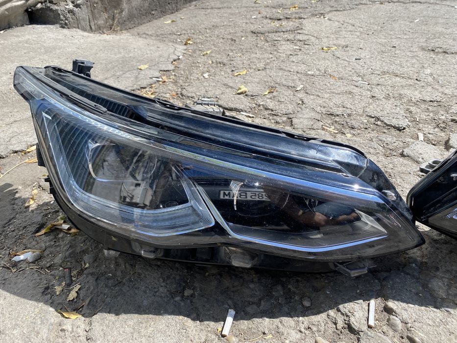 Far VW Golf 8 2020 - 2023 Faruri stanga dreapta Matrix