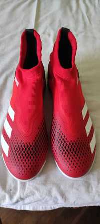 Adidas Predator Нови 44 2/3 немер 28,5 сантиметра стелка .