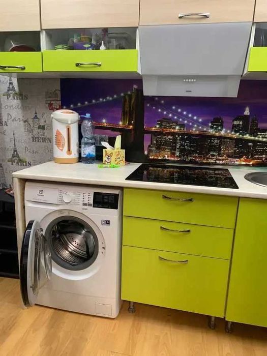 Двустаен имот в кв.Света Троица