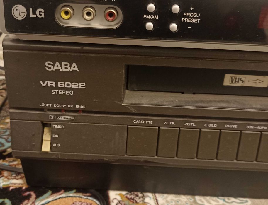 Видеомагнитофон  Samsung,+SABA+LJ