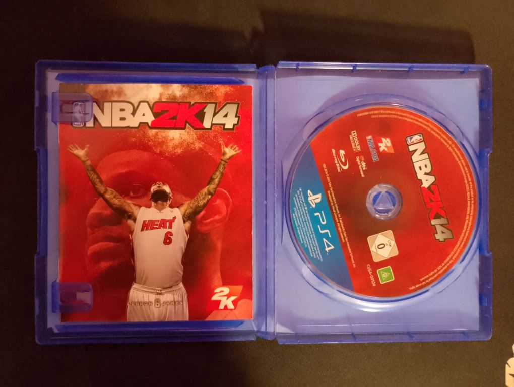 Продавам игри за PS4