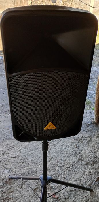 Vând boxa Behringer 115d 1000w