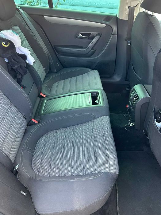 Vand Volkswagen Passat CC 2009 , motor 2.0 - 140 de cai