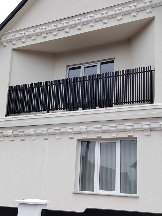 Balustrade din aluminiu ușoare și rezistente.