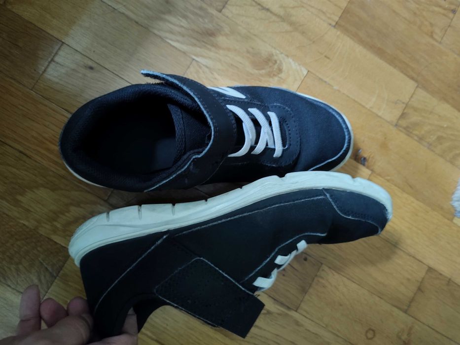 Детски маратонки 35 номер идеални за час по физическо