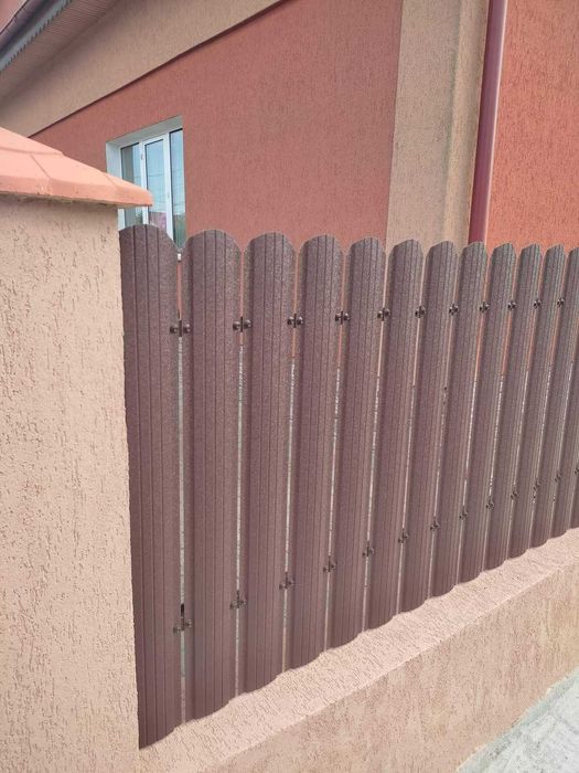 Garduri si porti din panou stil jaluzele, sipca metalica, plasa si BCA