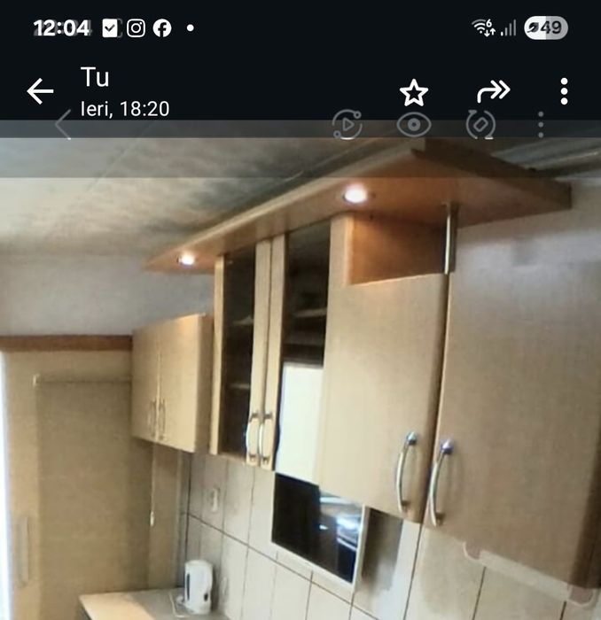 Vand corpuri de bucatarie