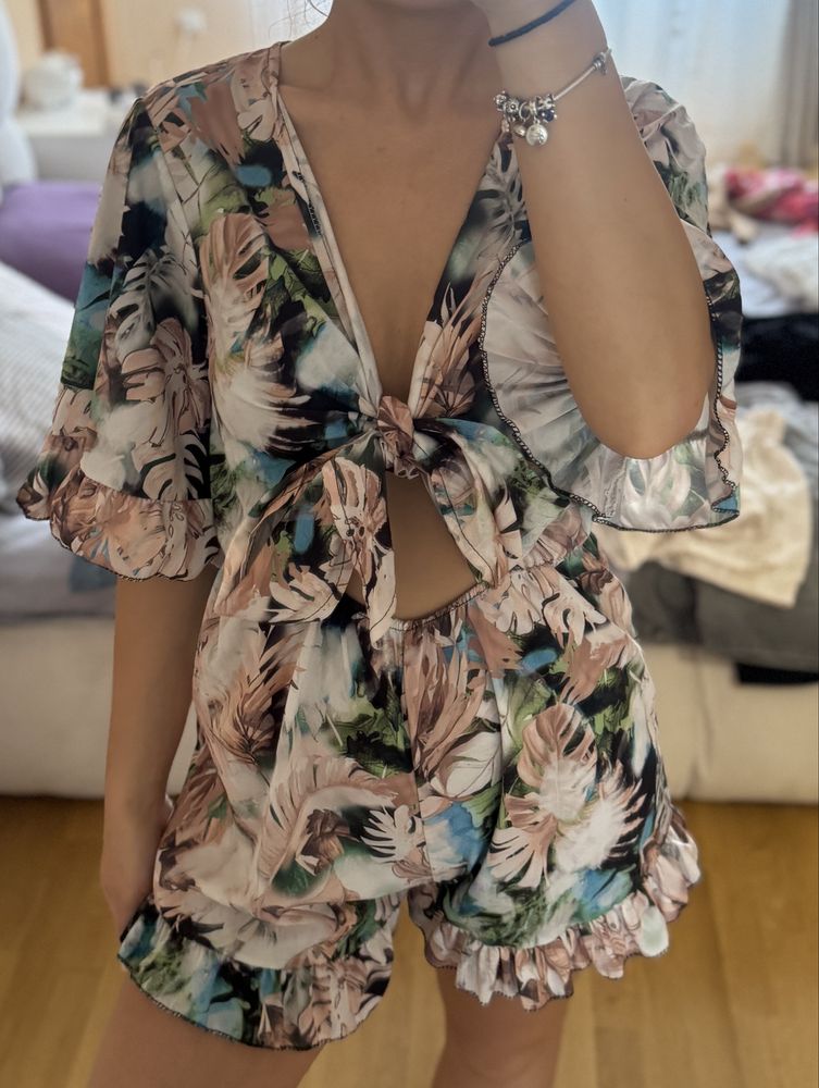 Рокля H&M, LBD -xc/c размер-15лв.