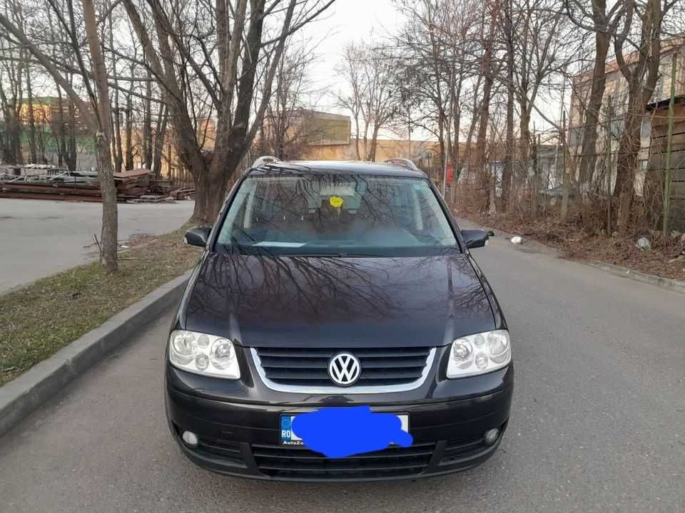 VW TOURAN 2004,150 cp,6 trepte!