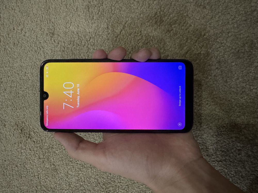 Xiomi Redmi 7 в хорошем состоянии