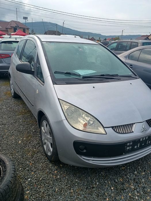 Vând Mitsubishi colt cz Benzina