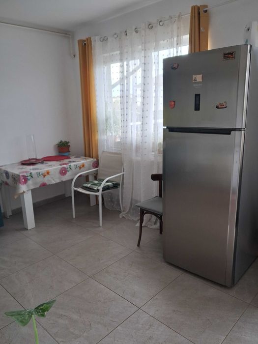 Casa de inchiriat, se accepta animale de companie.