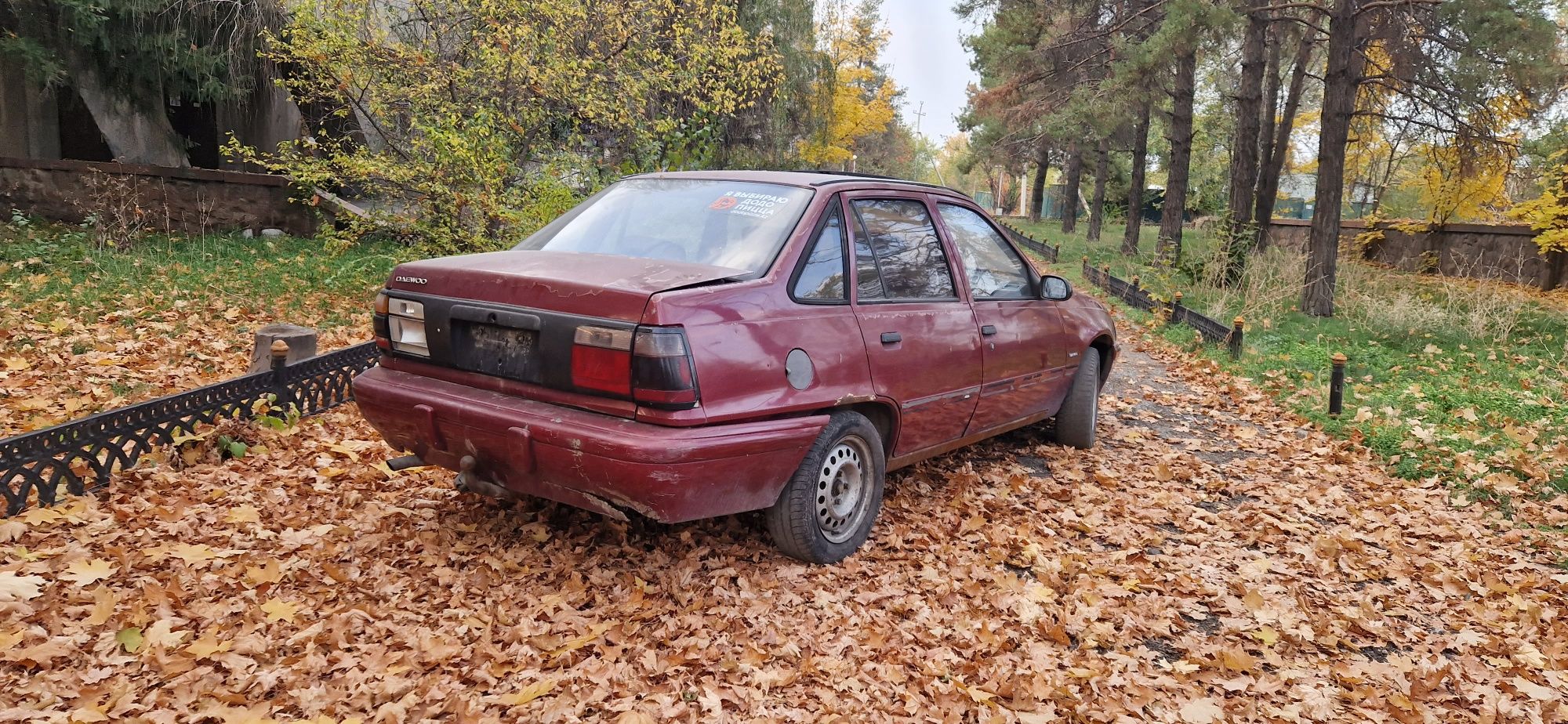 Продам машину Daewoo Racer