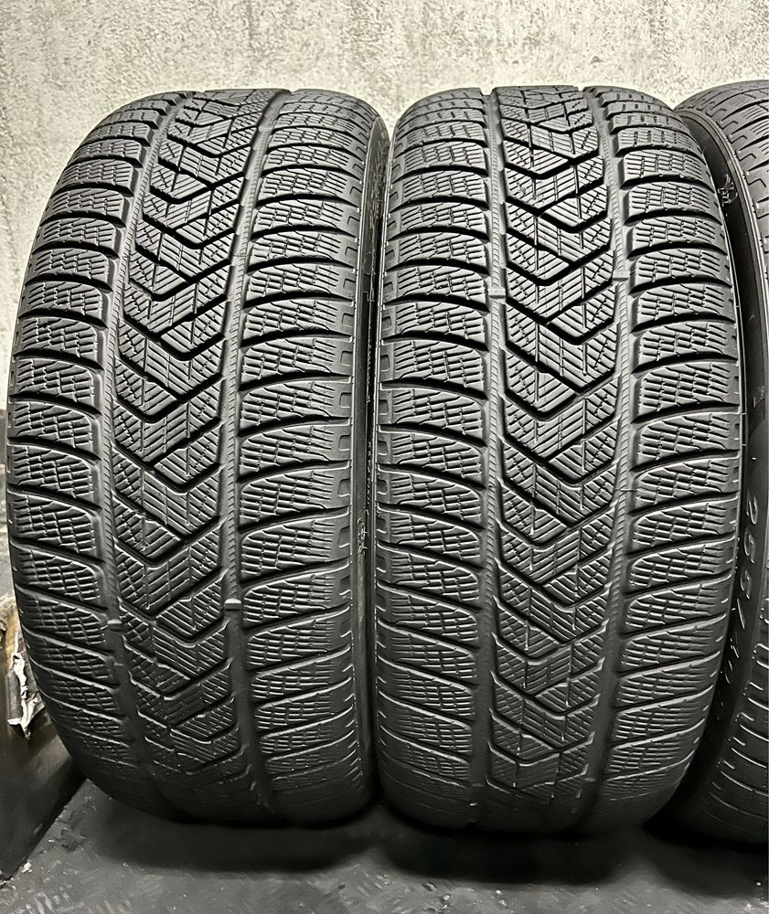 DOT:22г. 255/40/22 PIRELLI 4бр. 7.7мм