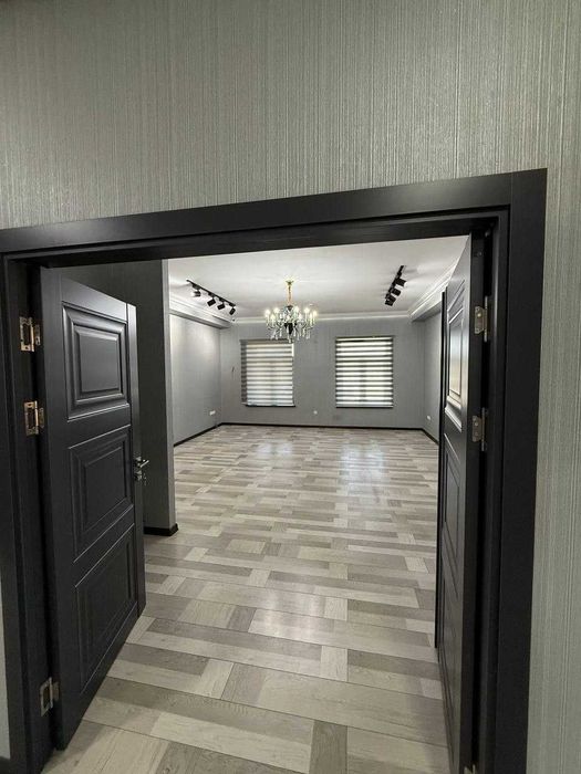 Сдаётся большой 2х уровневый офис с ремонтом – 333 м², Орн Ц6 (N117)