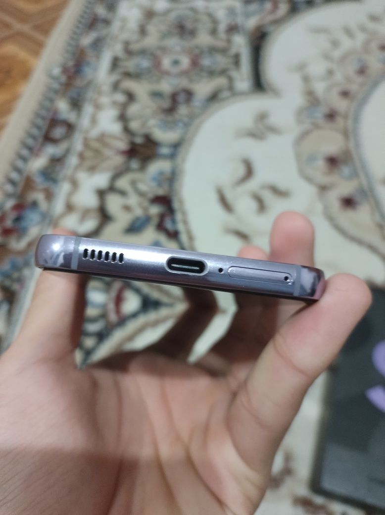 Samsung S22 128гб